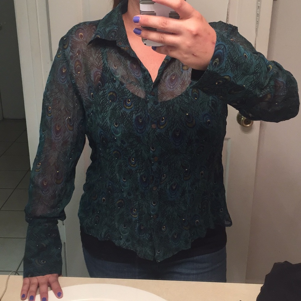 DUE PER DUE L / XL Button Down Top - Peacock Print
